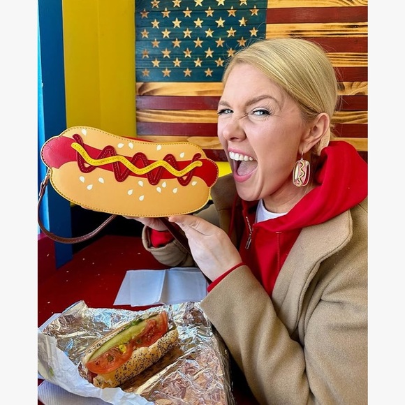 Hot Dog Shaped Crossbody Bag - Picture 6 of 11